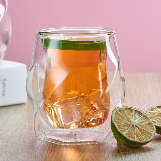 Vaso Doble Pared Geométrico – Innovación y Estilo en Cada Bebida